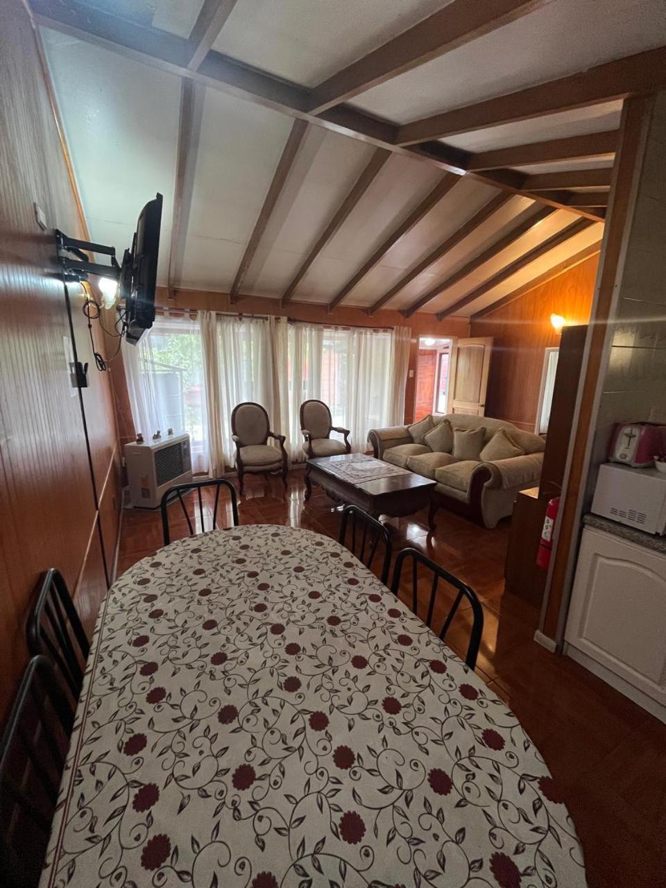 Cabanas Espanol Coyhaique Exterior foto